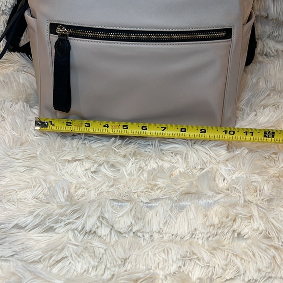 🎉Host Pick🎉Kate Spade Chelsea Large Nylon Warm Beige Backpack - Picture 11 of 15